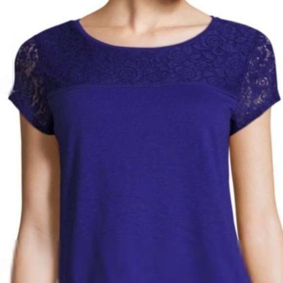 Liz Claiborne Tops - NWT Liz Claiborne Short Sleeve Lace T-shirt
